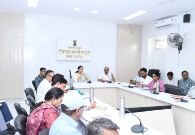 सवाई माधोपुर जिला प्रभारी सचिव ने सेवा शिविरों की प्रगति की समीक्षा की